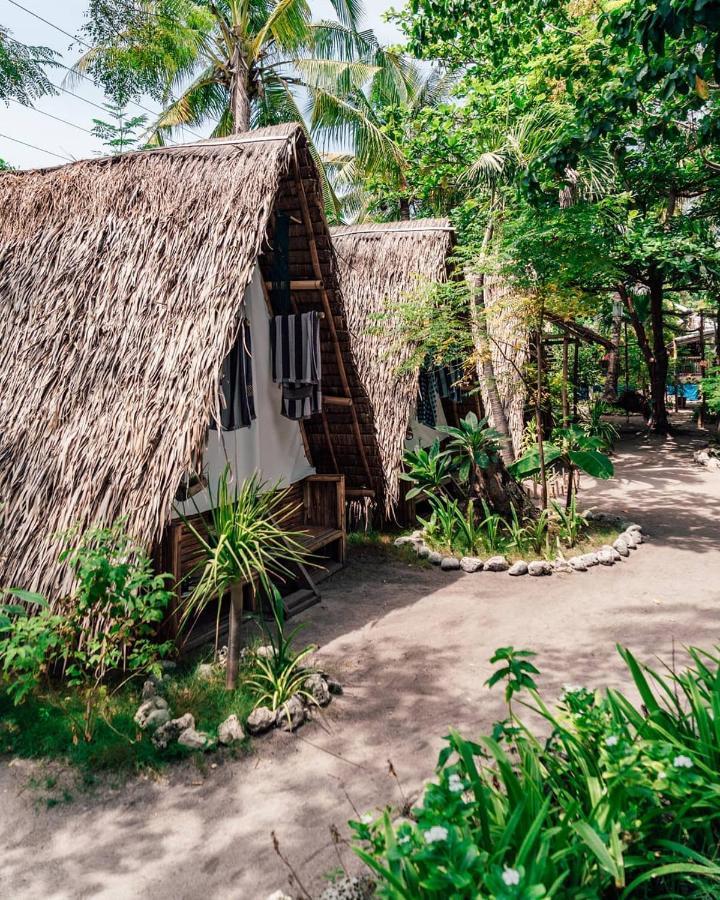Georgia'S Neverland Hostel Malapascua Exterior foto
