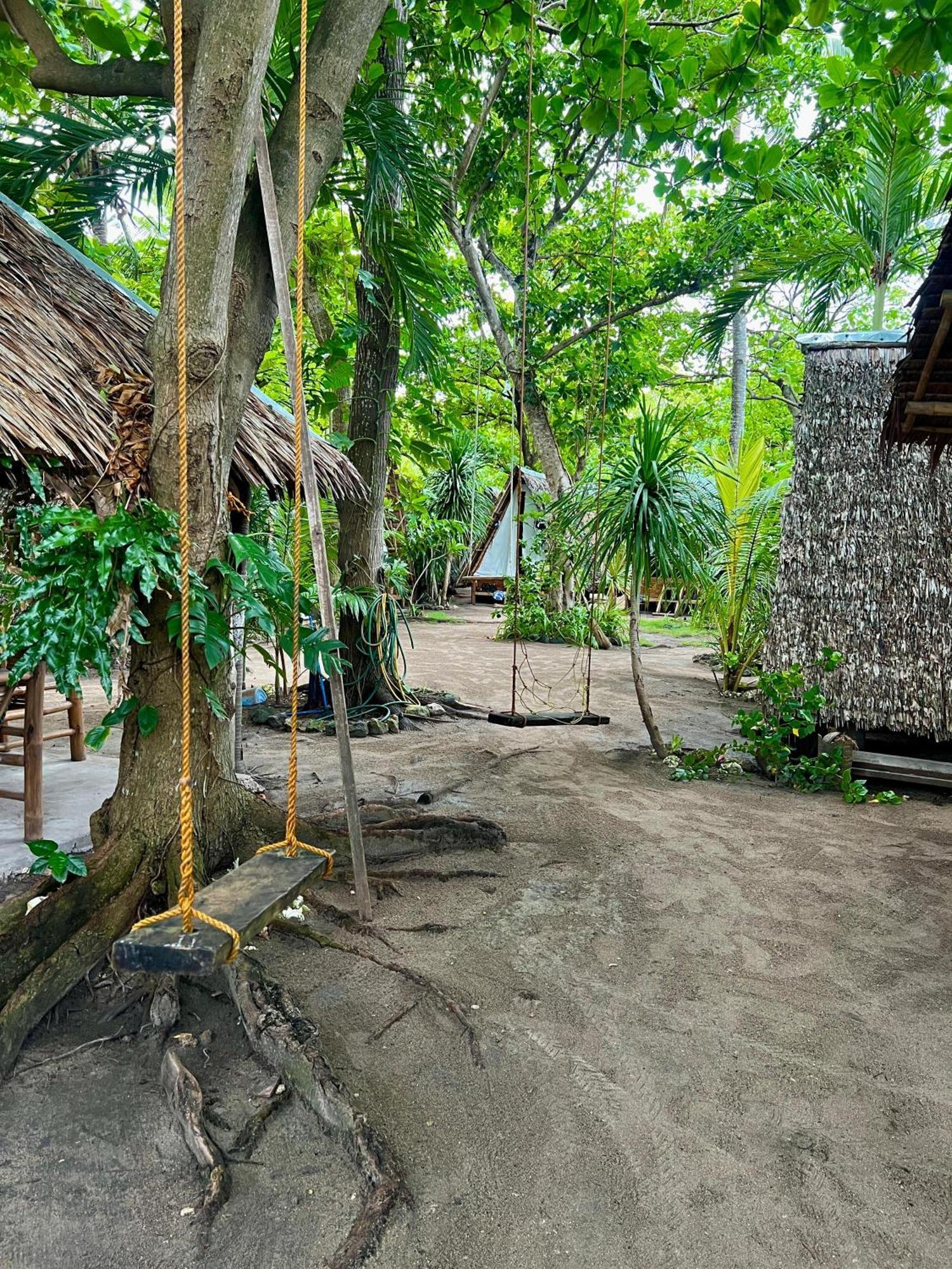 Georgia'S Neverland Hostel Malapascua Exterior foto